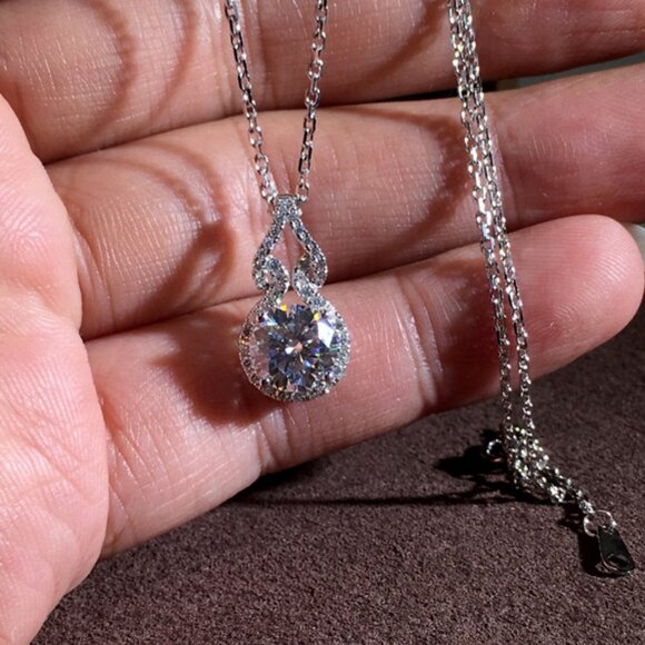 Exquisite Gifts Luxury Full Paved Round CZ Necklace for Women, EVGG1064 - Picture 3 of 4